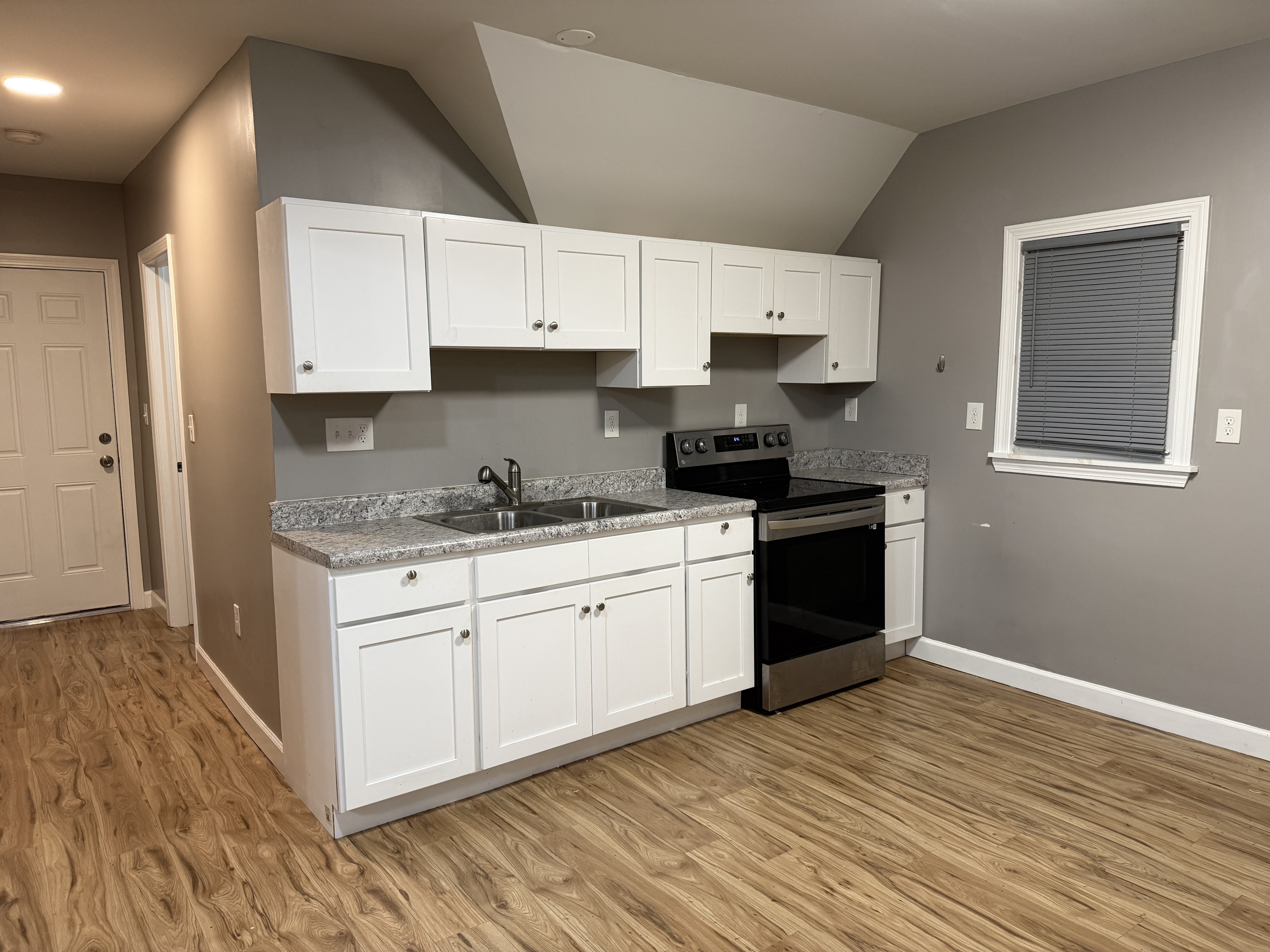 1 Sterling Street - FL3